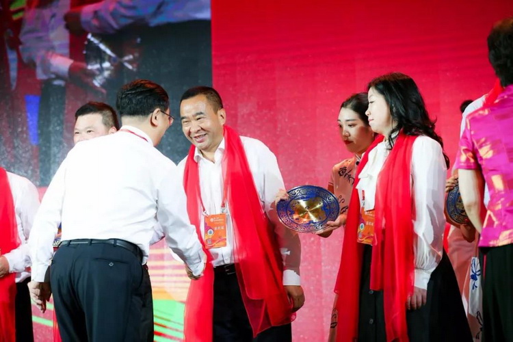 5b6ab3b9be7f1.jpg 222.jpg