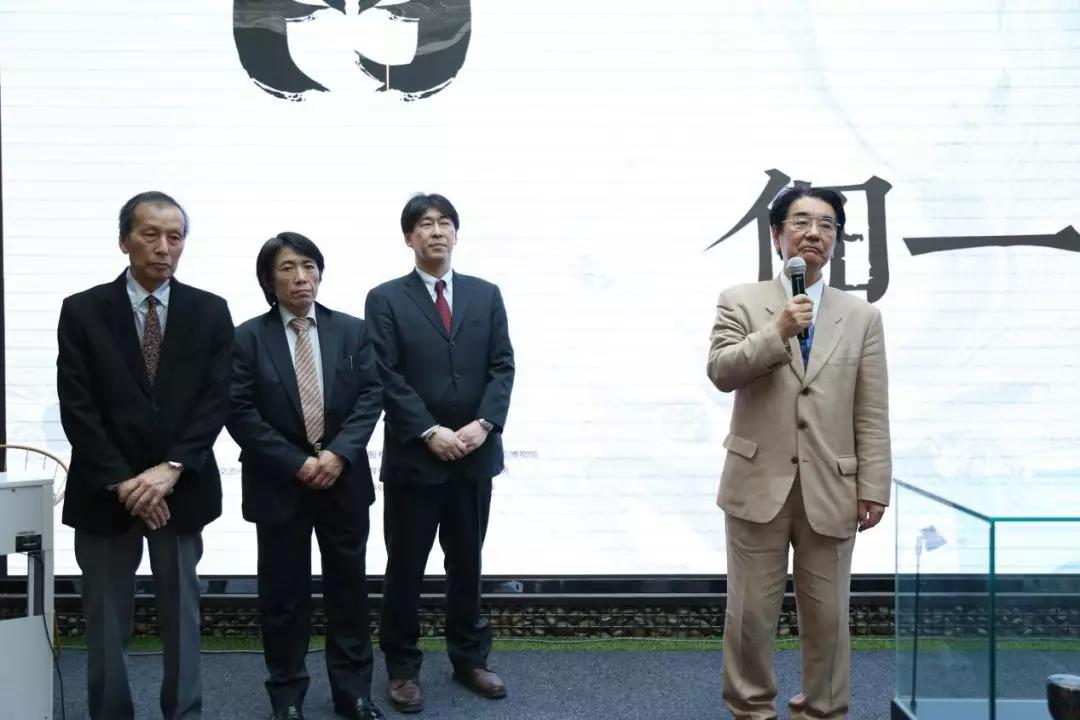 5c89bac68c877.jpg 5c89bac68c877.jpg