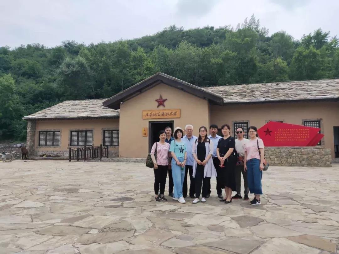 5d08a1cf9befe.jpg 5d08a1cf9befe.jpg