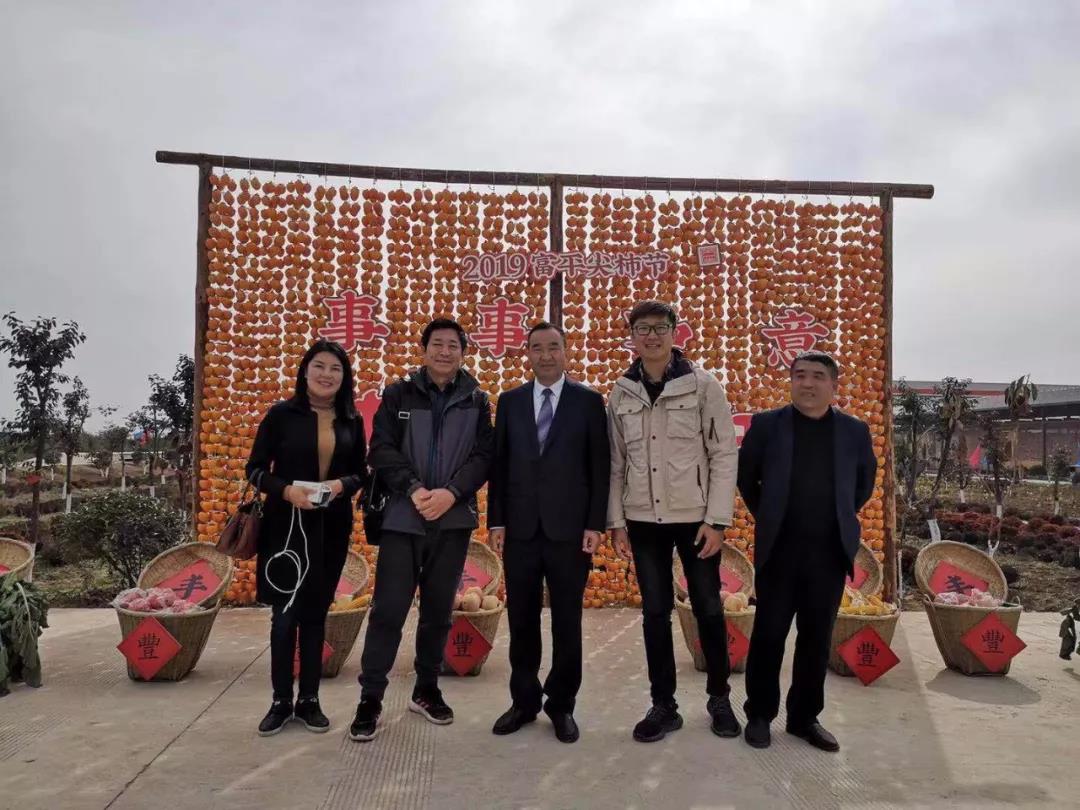 5dbfdfea30a0d.jpg 5dbfdfea30a0d.jpg